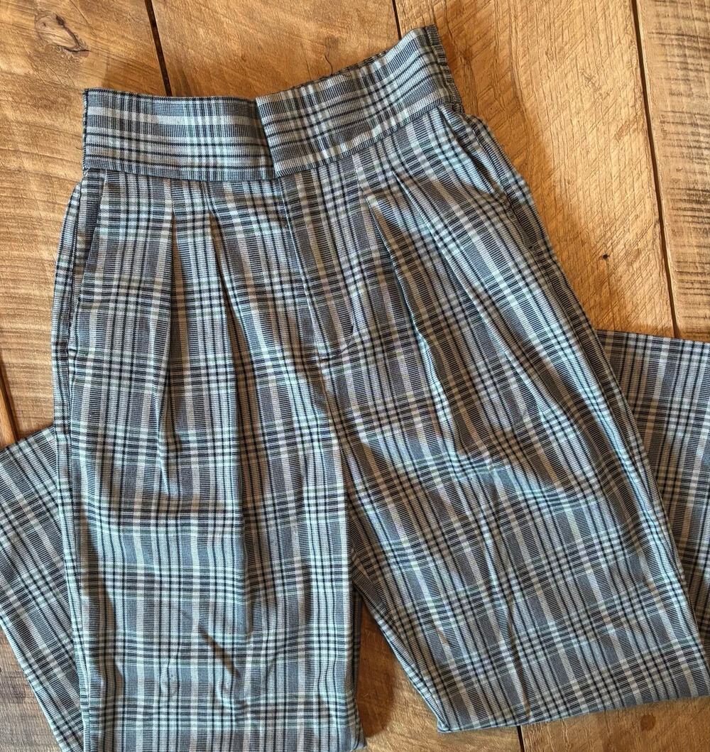 URBAN OUTFITTERS Women’s Plaid Pants High Waist Elastic Back Waistband — SIZE XS
